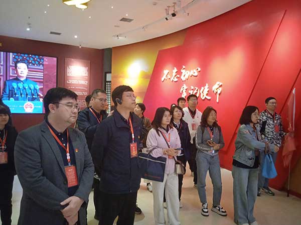 汽车工程学会西柏坡现场教学